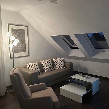 2-Zimmer-Ferienwohnung Mit Hotelservice Und 2 Balkons - Golf, Bike Und Wellness Im Markgraeflerland Bad Bellingen Exterior foto