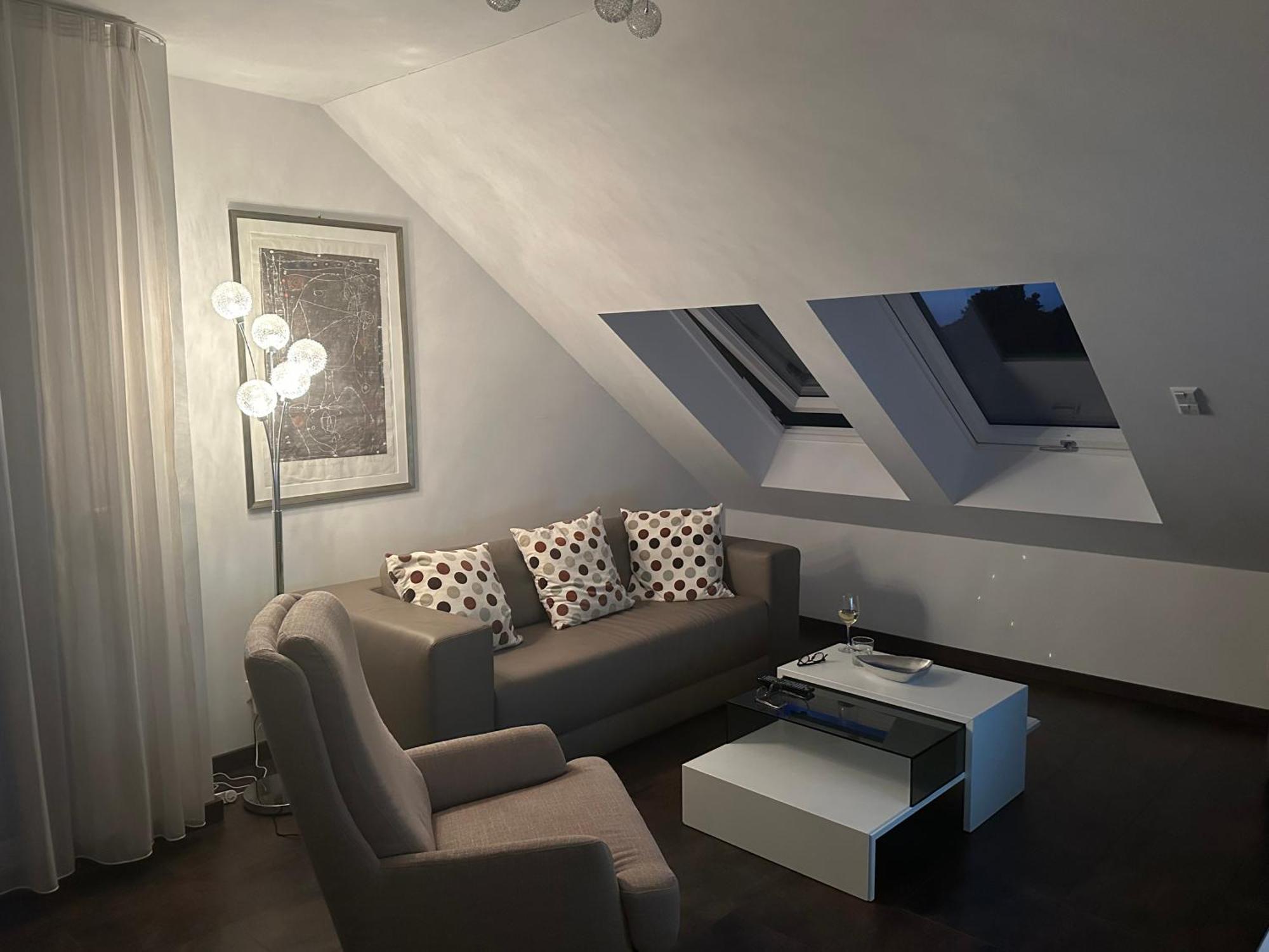 2-Zimmer-Ferienwohnung Mit Hotelservice Und 2 Balkons - Golf, Bike Und Wellness Im Markgraeflerland Bad Bellingen Exterior foto